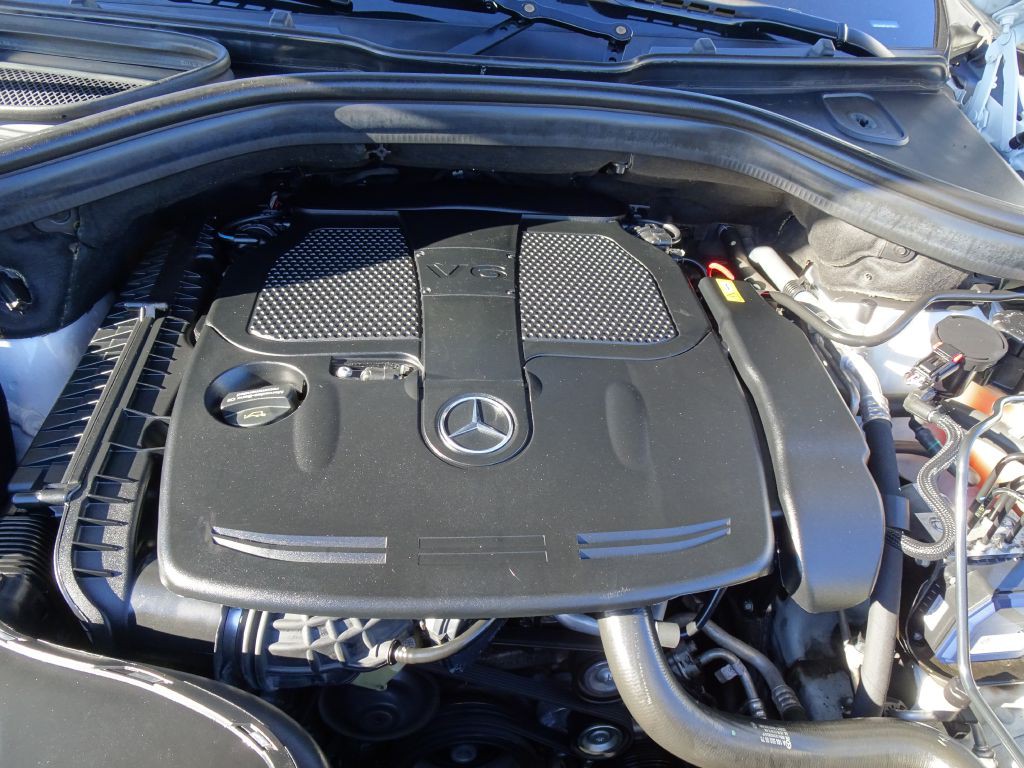 2016 Mercedes-Benz GLE-Class Image 30