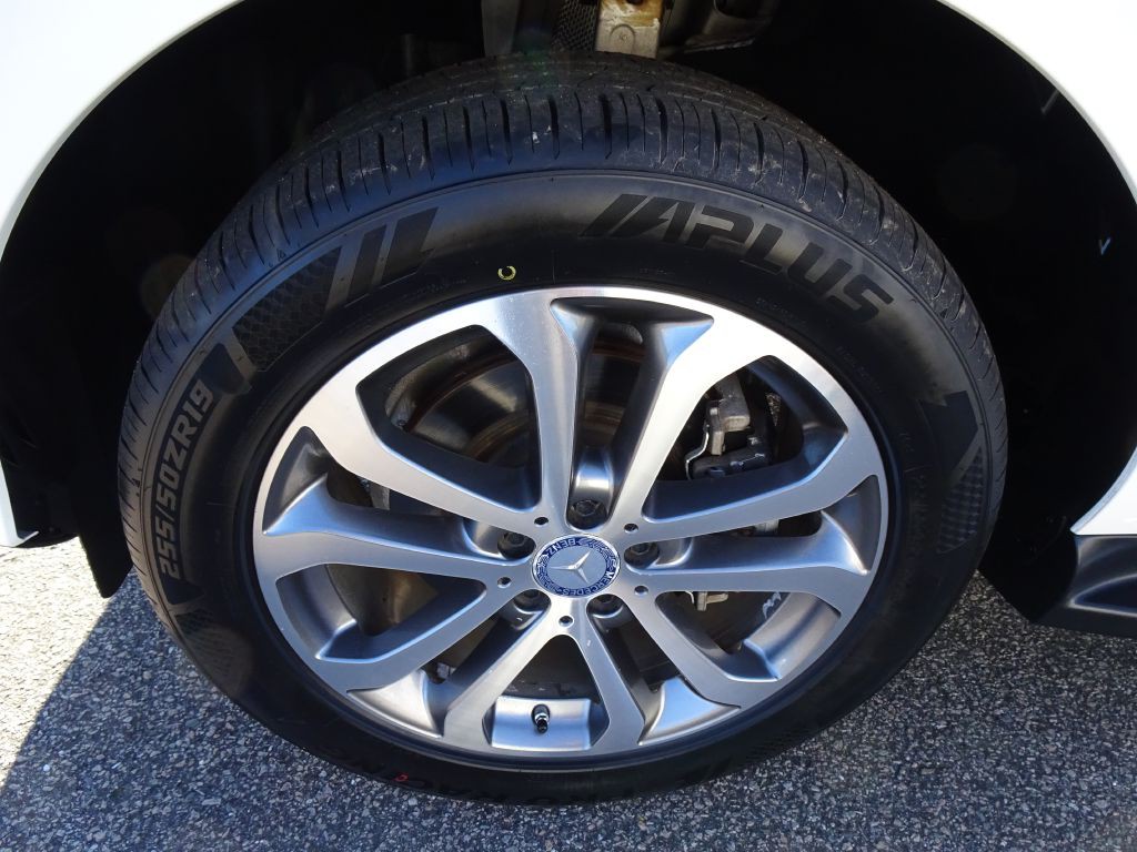 2016 Mercedes-Benz GLE-Class Image 37