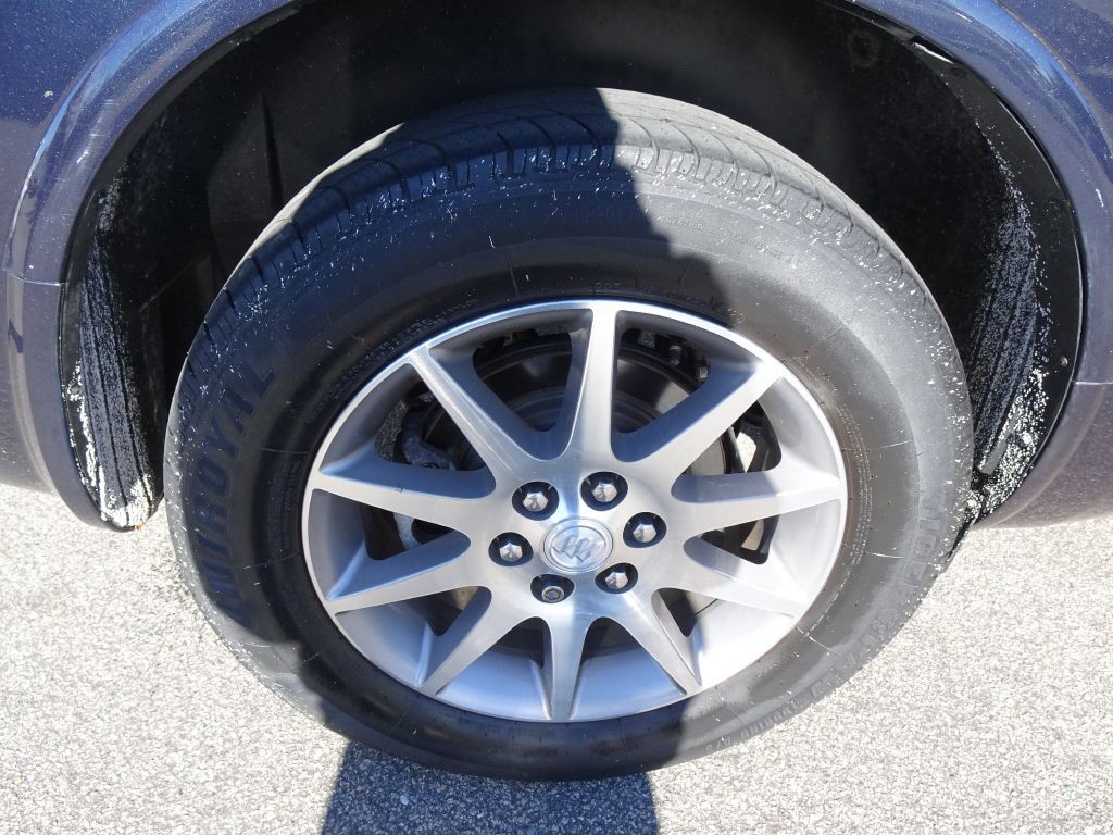 2017 Buick Enclave Image 36