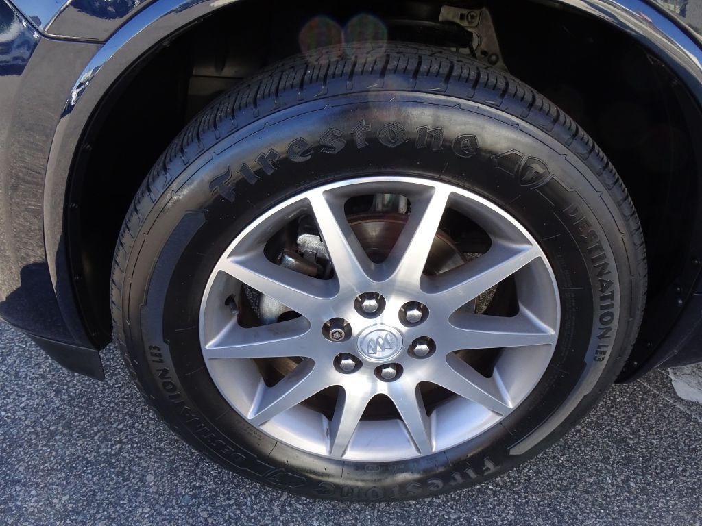 2017 Buick Enclave Image 40