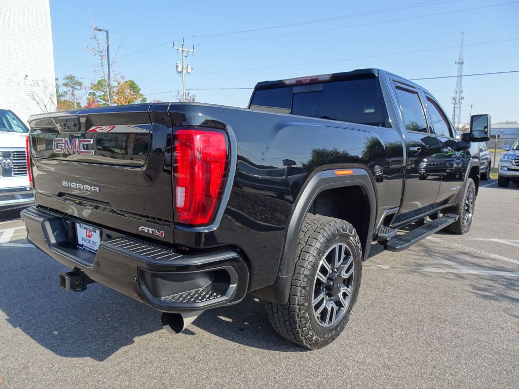 2020 GMC Sierra Image 3