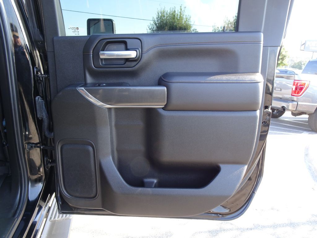 2020 GMC Sierra Image 19