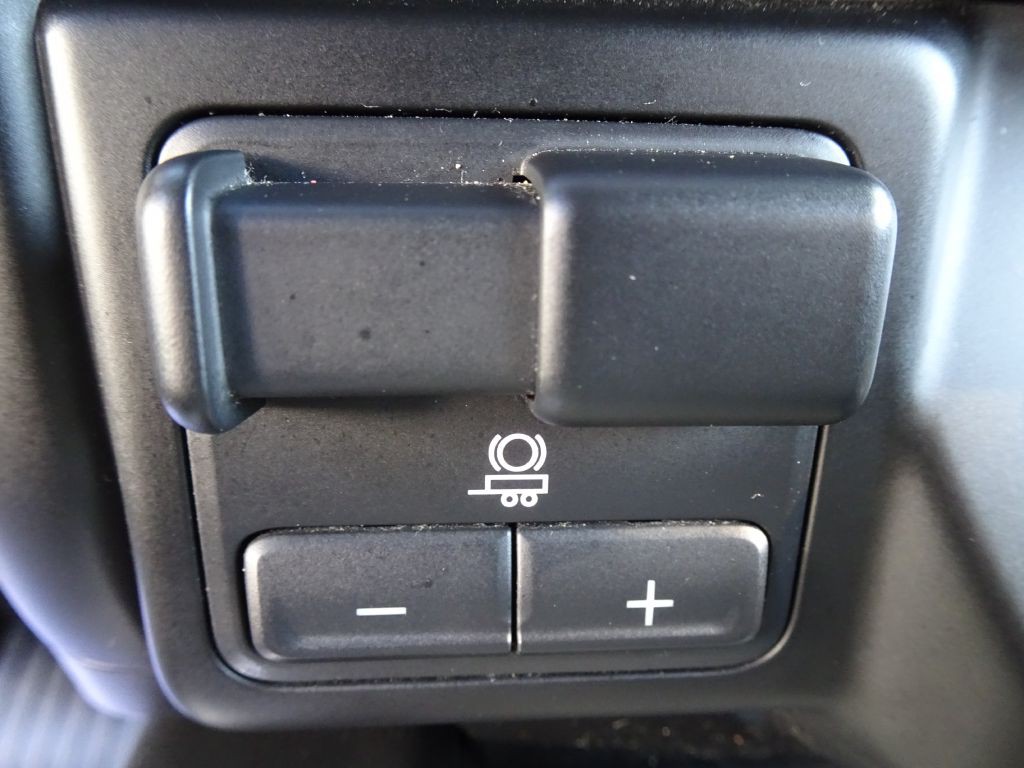 2020 GMC Sierra Image 27