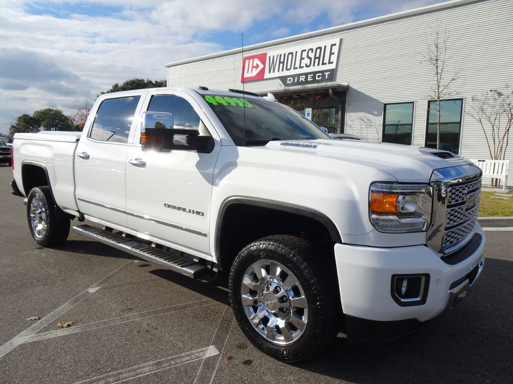 2018 GMC Sierra Image 1