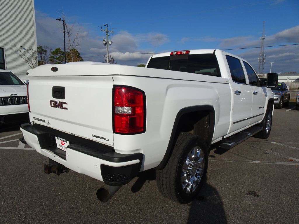 2018 GMC Sierra Image 3