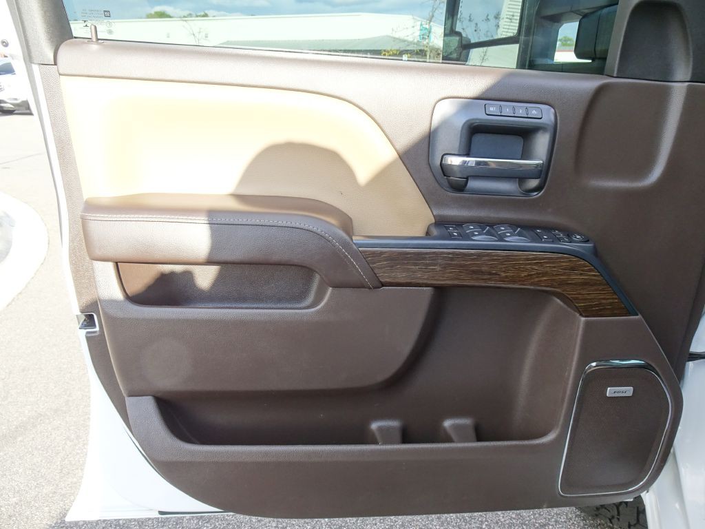 2018 GMC Sierra Image 11