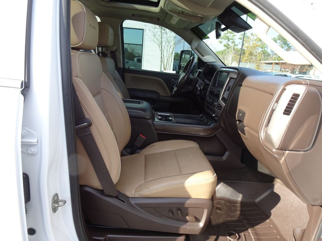 2018 GMC Sierra Image 16