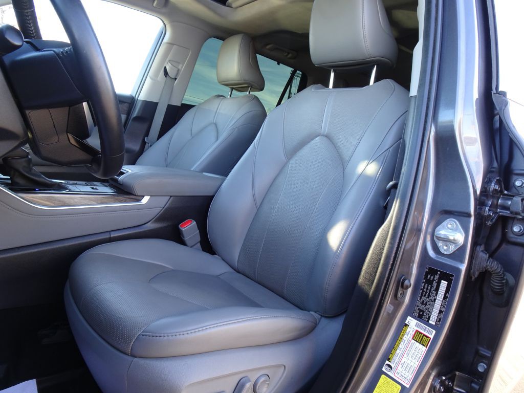 2021 Toyota Highlander Image 10