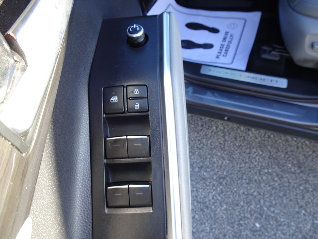 2021 Toyota Highlander Image 12