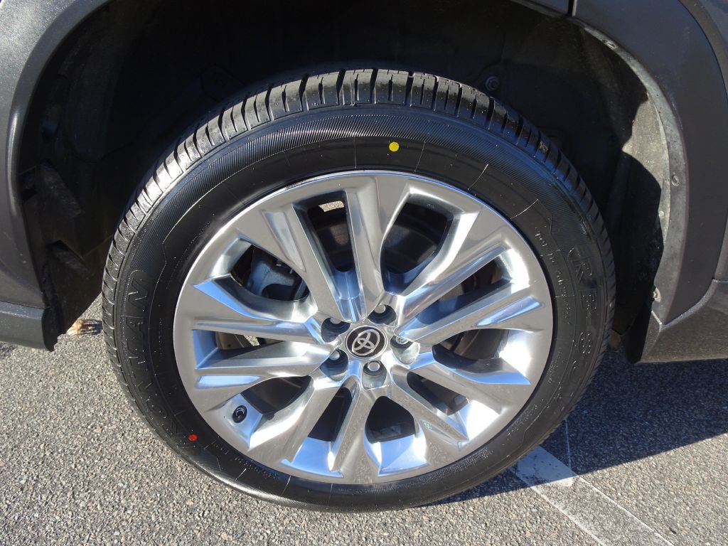 2021 Toyota Highlander Image 37