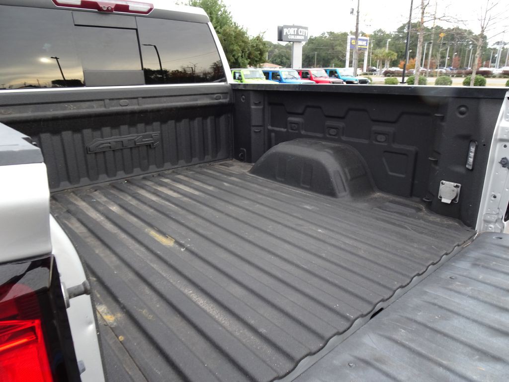 2022 GMC Sierra Image 32