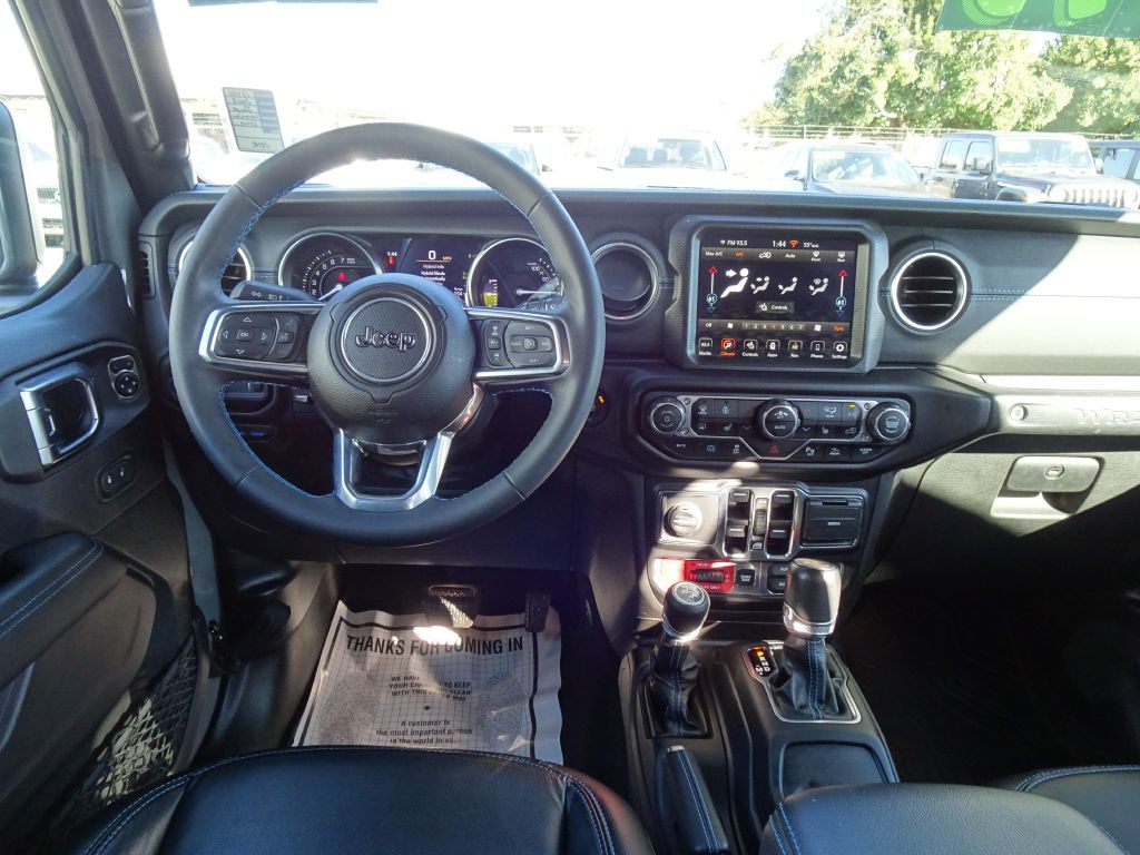 2023 Jeep Wrangler Image 18