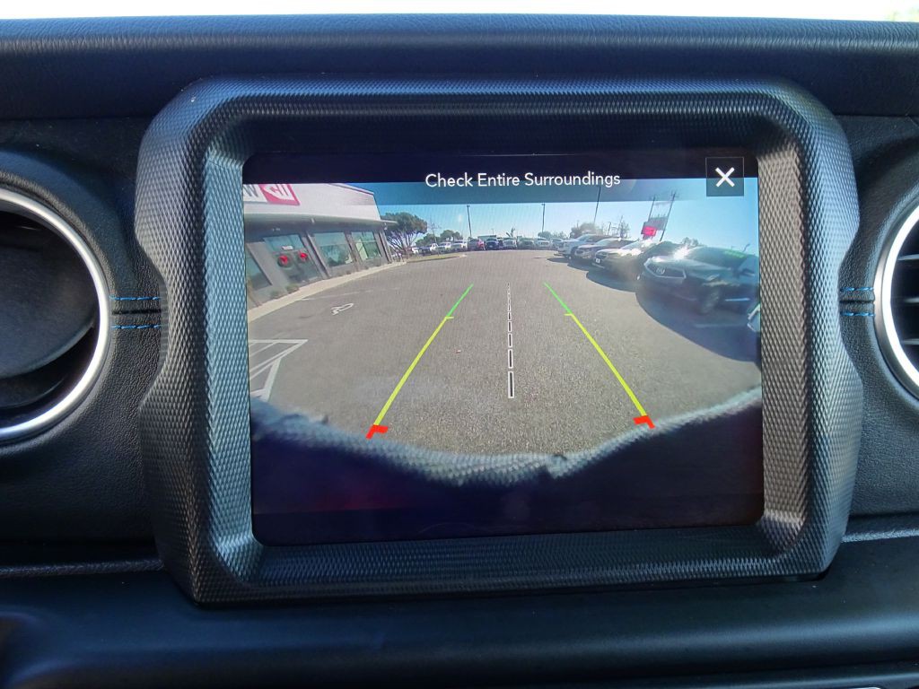 2023 Jeep Wrangler Image 21