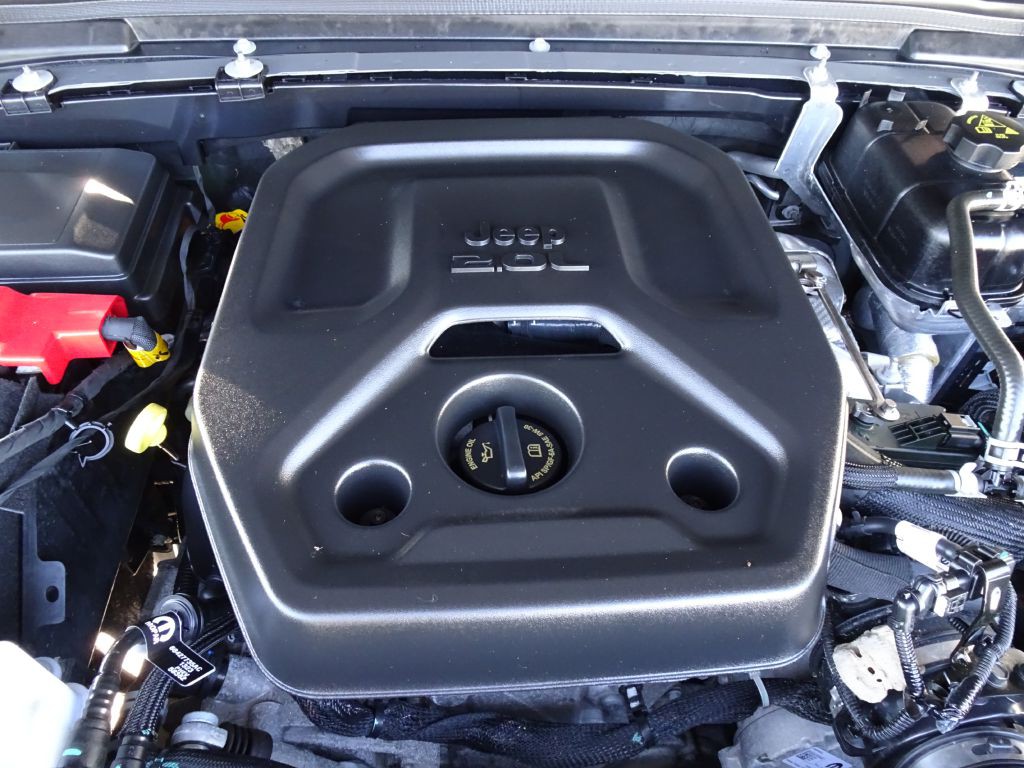 2023 Jeep Wrangler Image 32