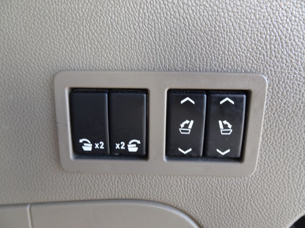 2019 GMC Yukon Image 35