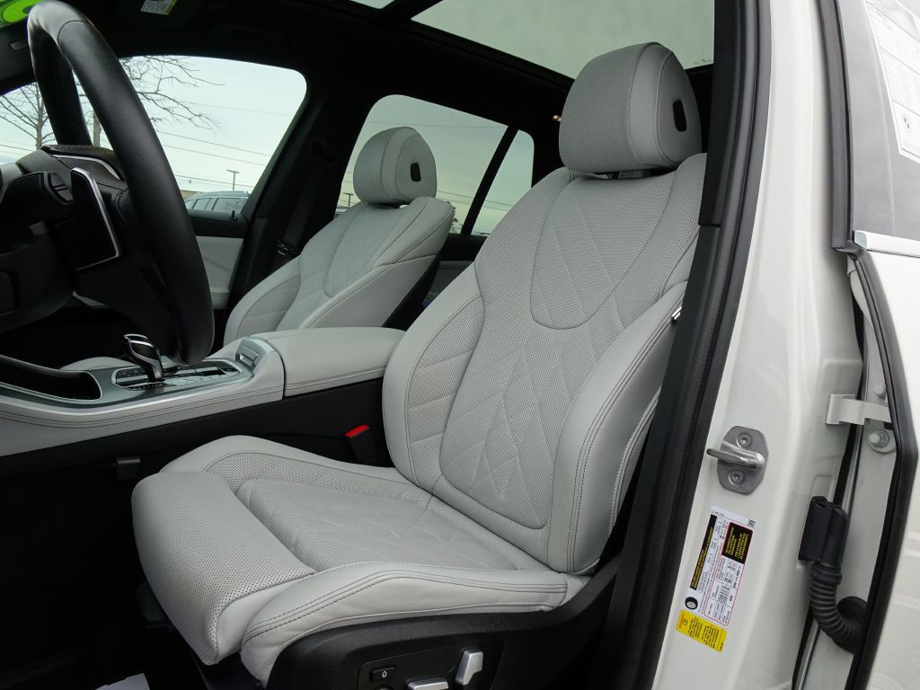 2023 BMW X5 Image 10