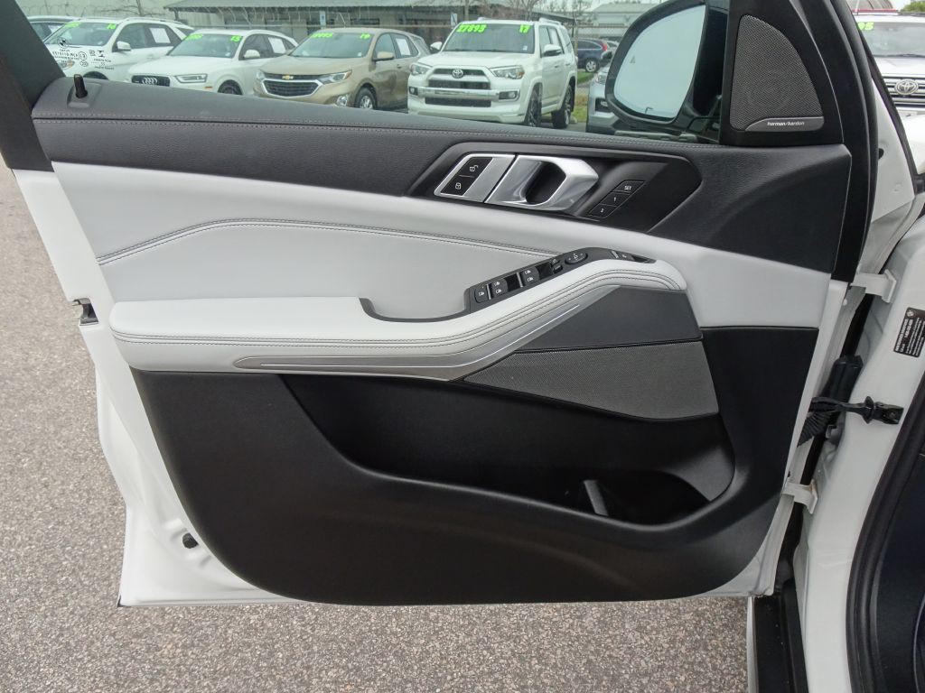 2023 BMW X5 Image 11