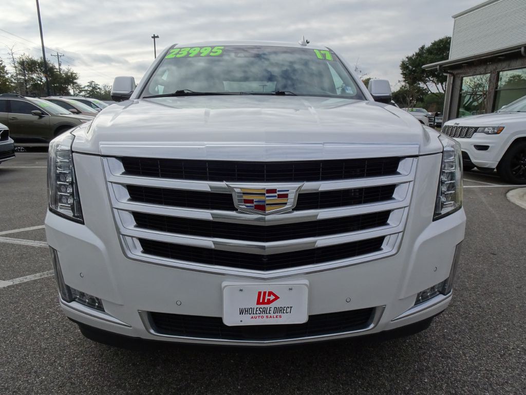 2017 Cadillac Escalade Image 8