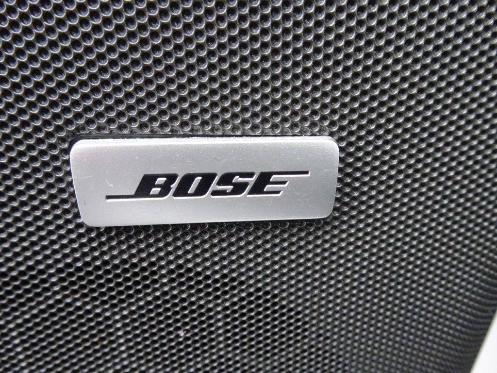 2017 Cadillac Escalade Image 13