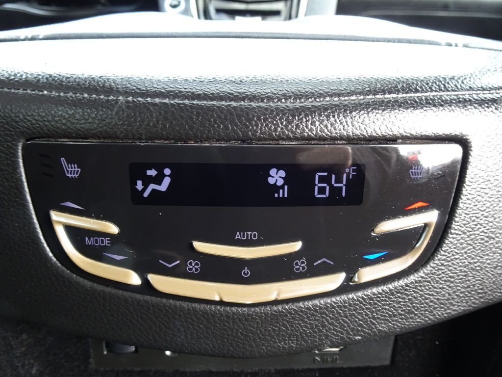 2017 Cadillac Escalade Image 24