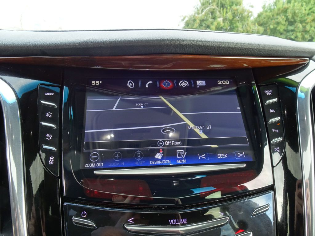 2017 Cadillac Escalade Image 25