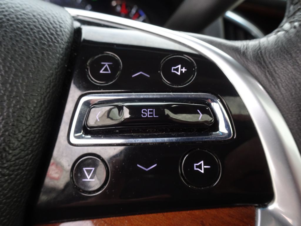 2017 Cadillac Escalade Image 29