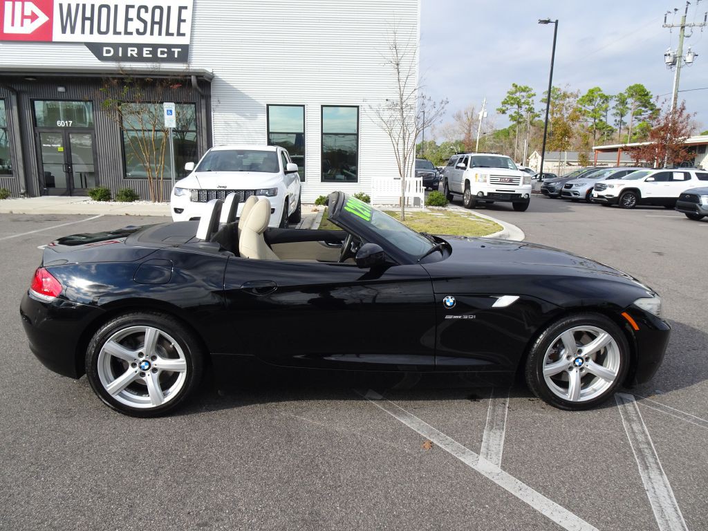 2009 BMW Z4 Image 2