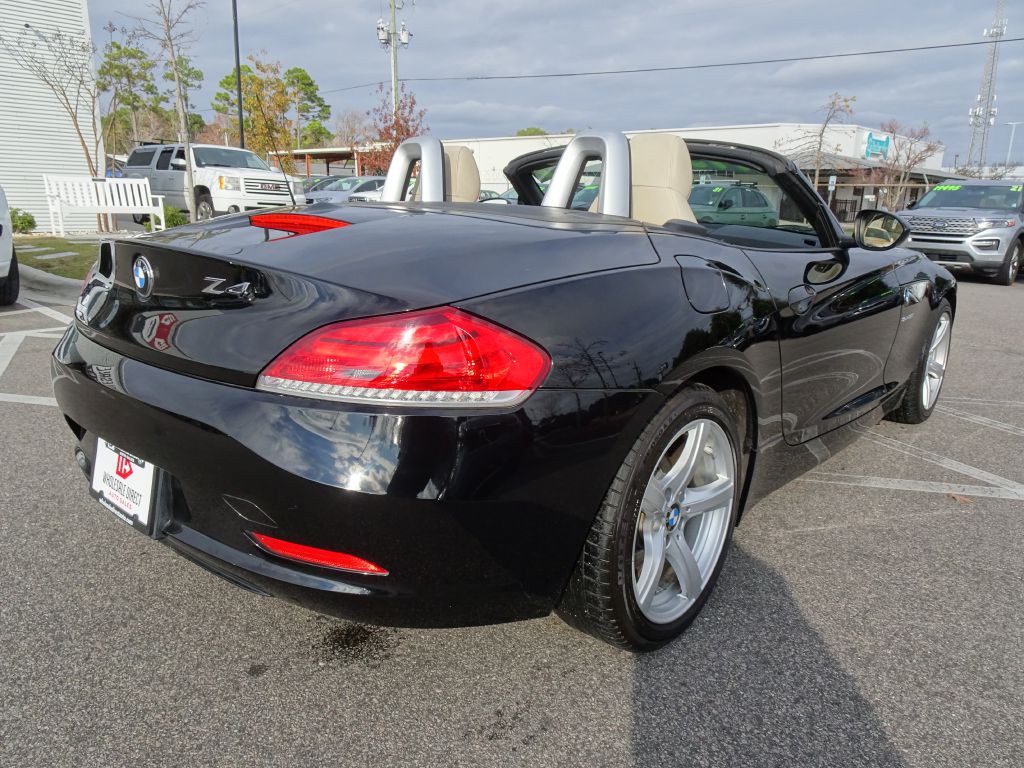 2009 BMW Z4 Image 3