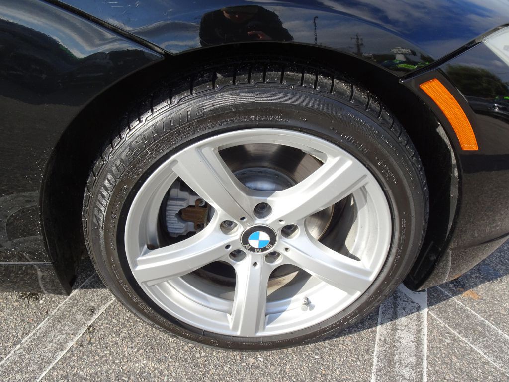 2009 BMW Z4 Image 20