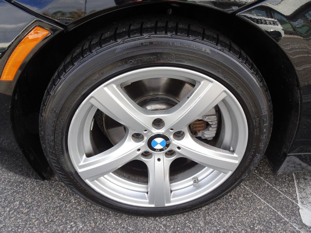 2009 BMW Z4 Image 26