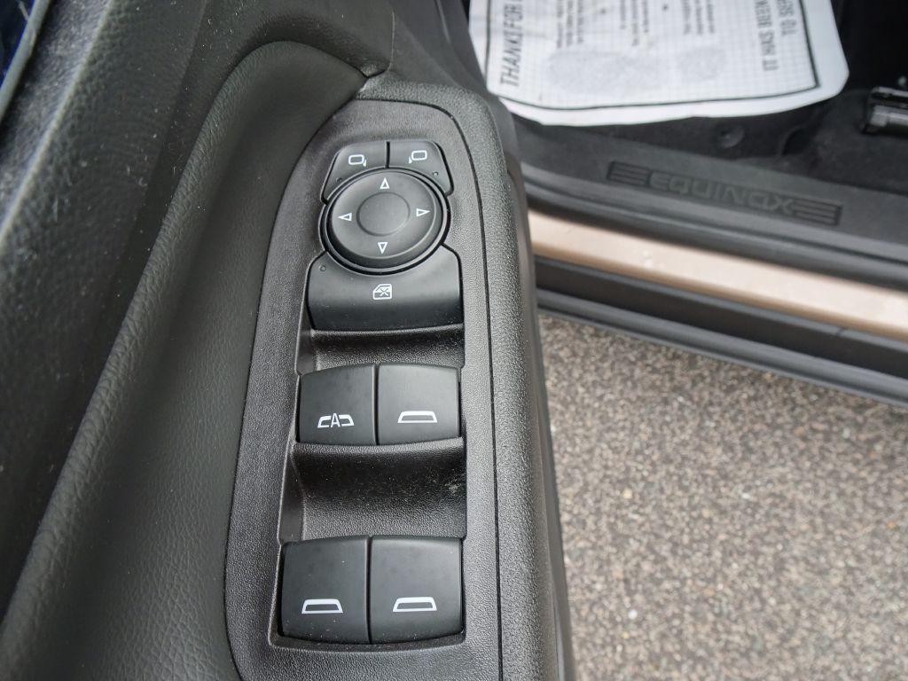 2019 Chevrolet Equinox Image 12