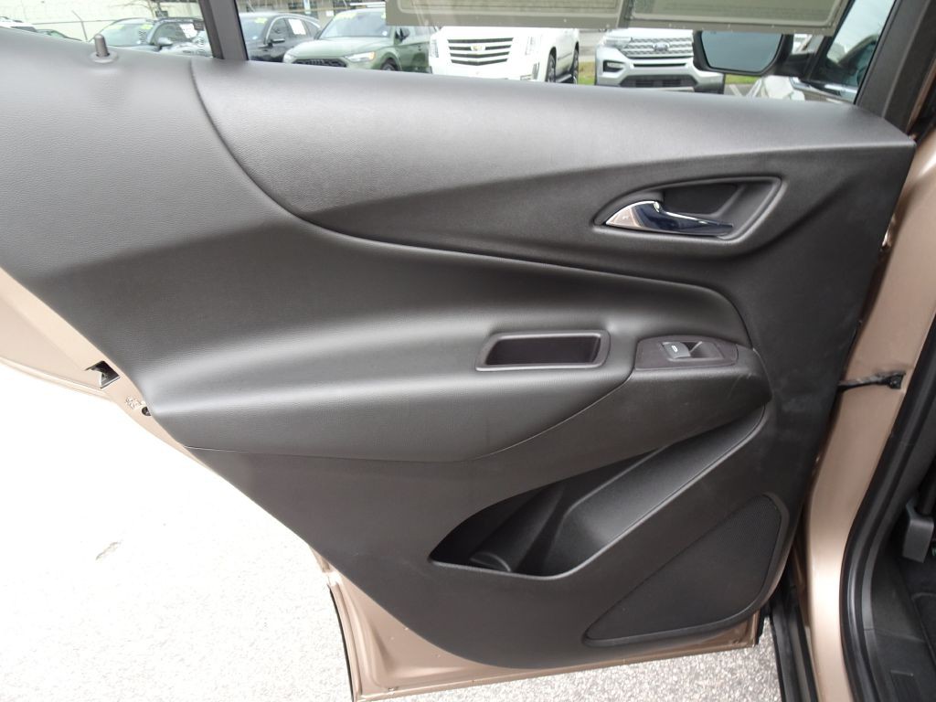 2019 Chevrolet Equinox Image 14