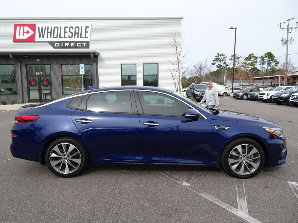 2019 Kia Optima Image 2