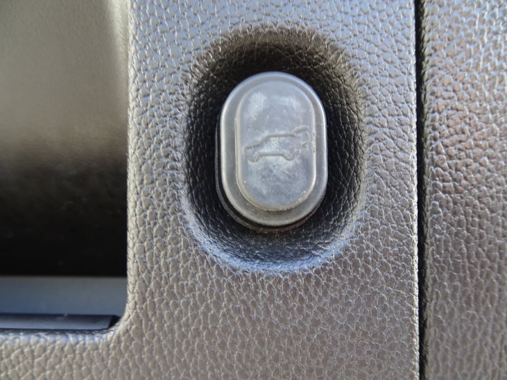 2019 GMC Yukon Image 35