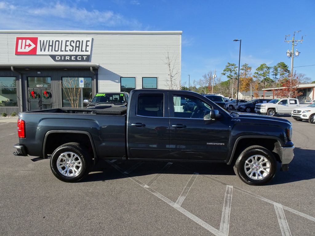 2017 GMC Sierra Image 2
