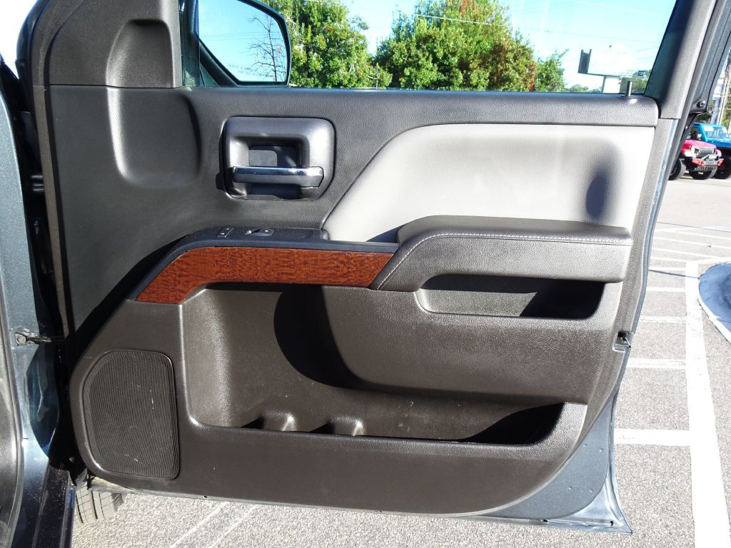 2017 GMC Sierra Image 16