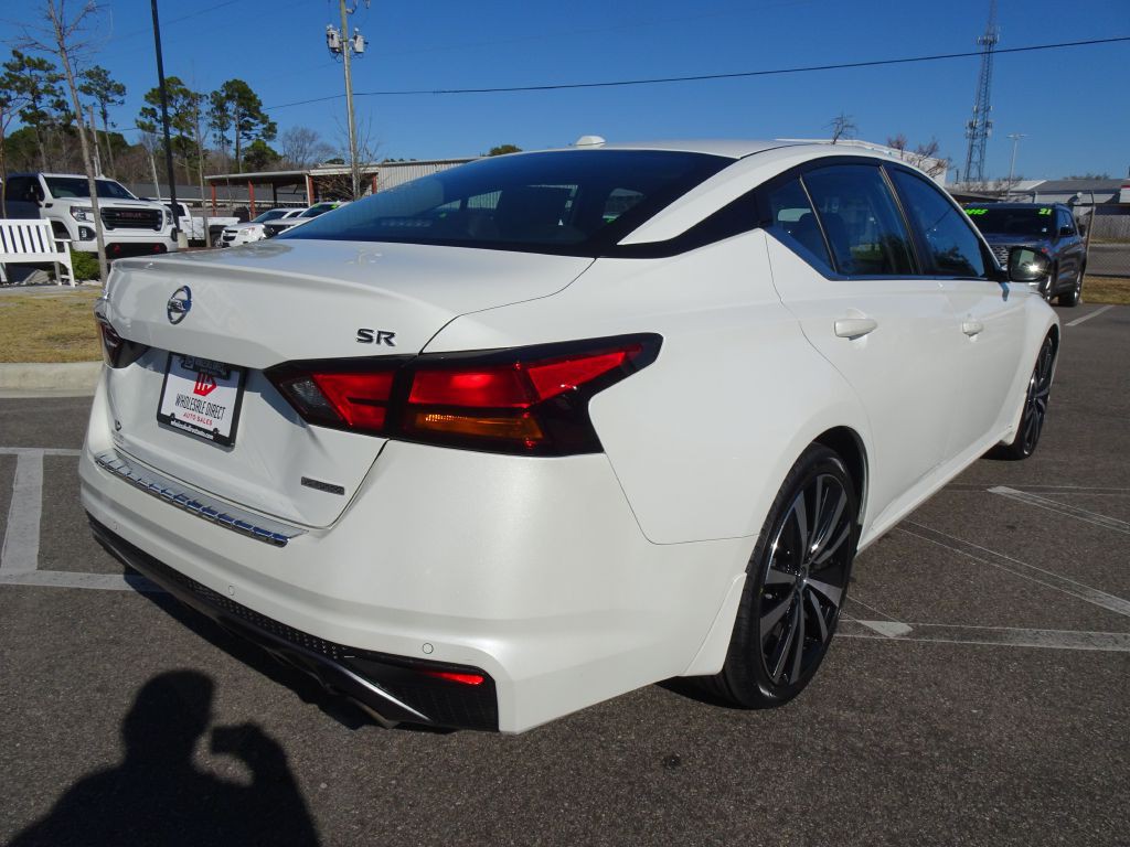 2022 Nissan Altima Image 3