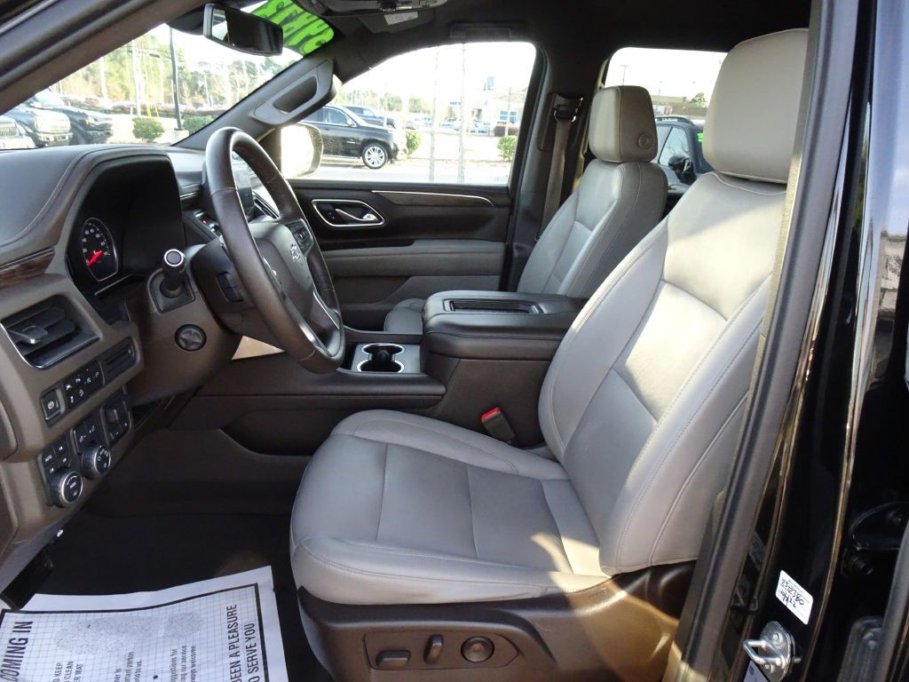 2021 Chevrolet Suburban Image 9