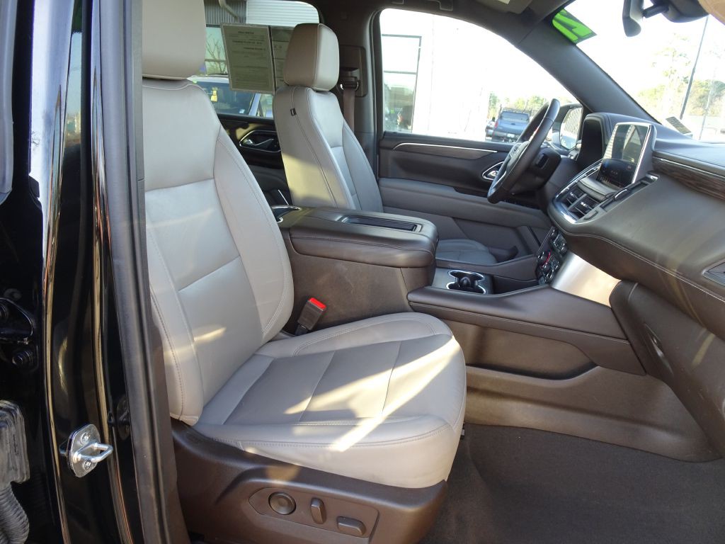 2021 Chevrolet Suburban Image 16