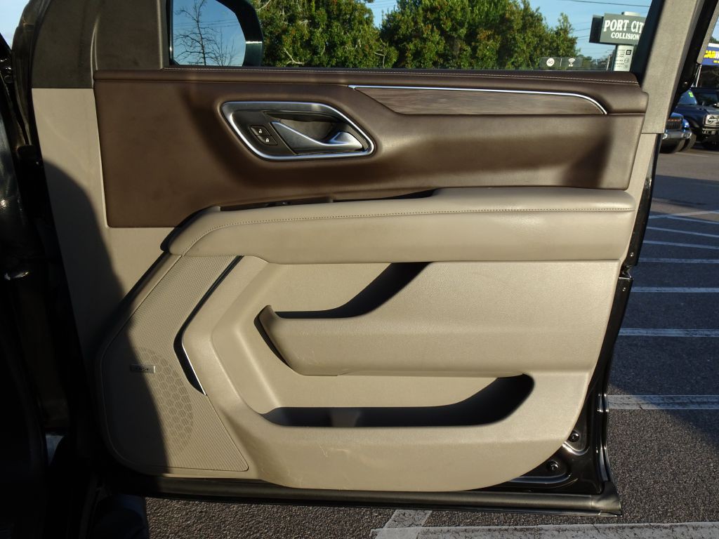 2021 Chevrolet Suburban Image 17