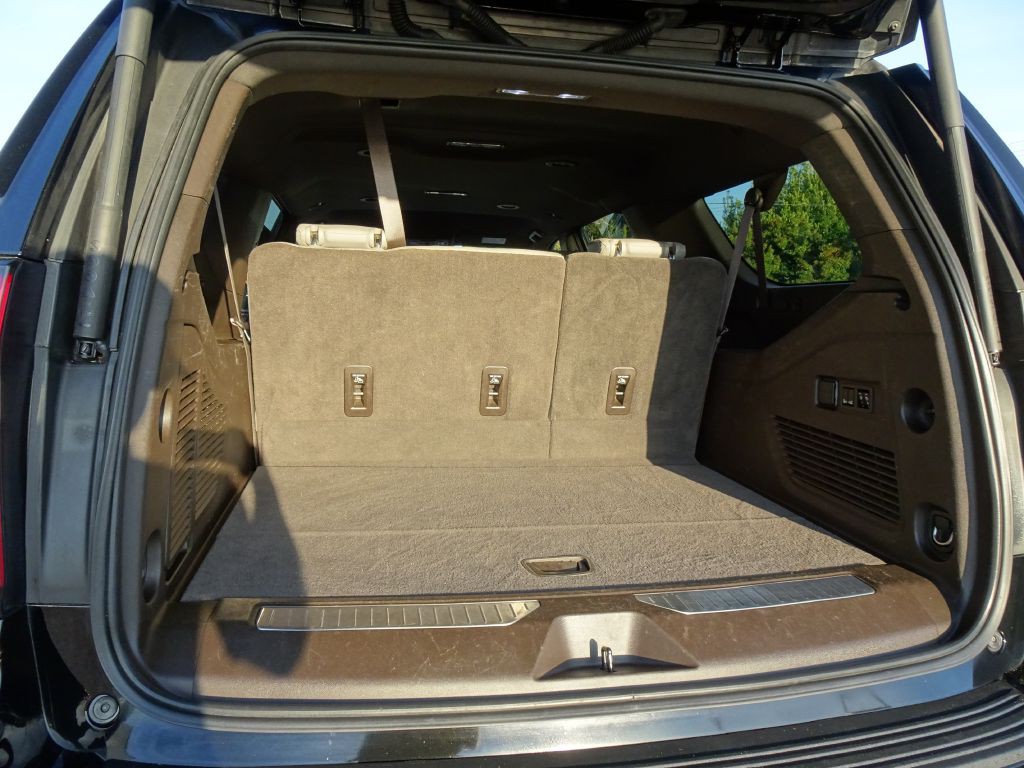 2021 Chevrolet Suburban Image 29