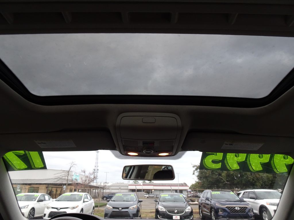 2017 Volkswagen Passat Image 20