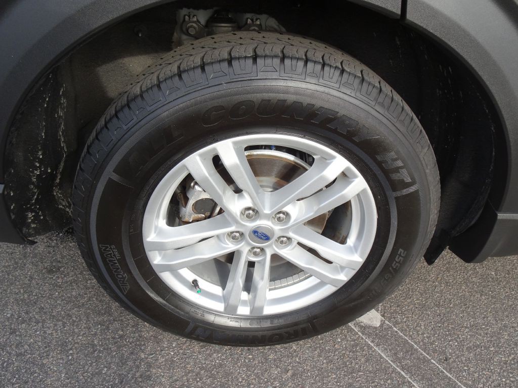 2020 Ford Explorer Image 34