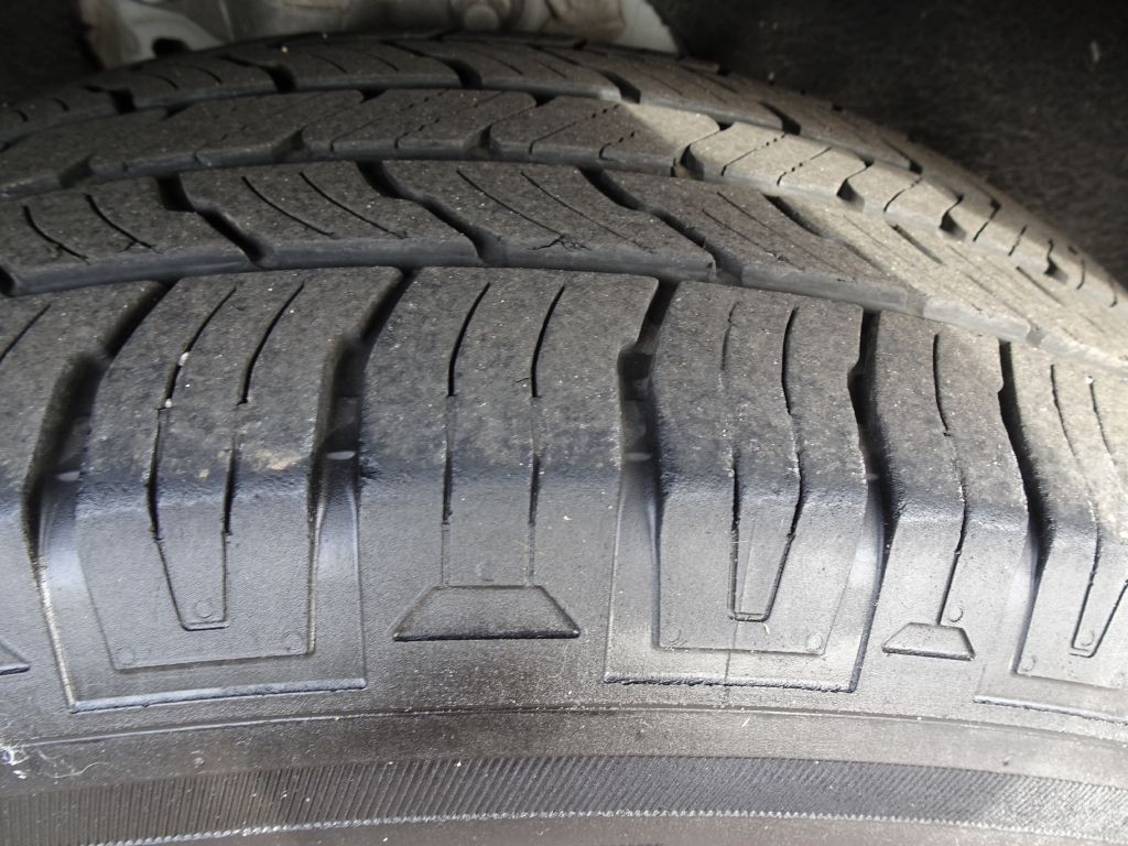 2020 Ford Explorer Image 35