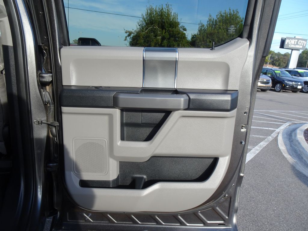 2015 Ford F-150 Image 16