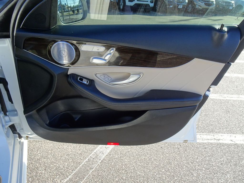 2021 Mercedes-Benz C-Class Image 18