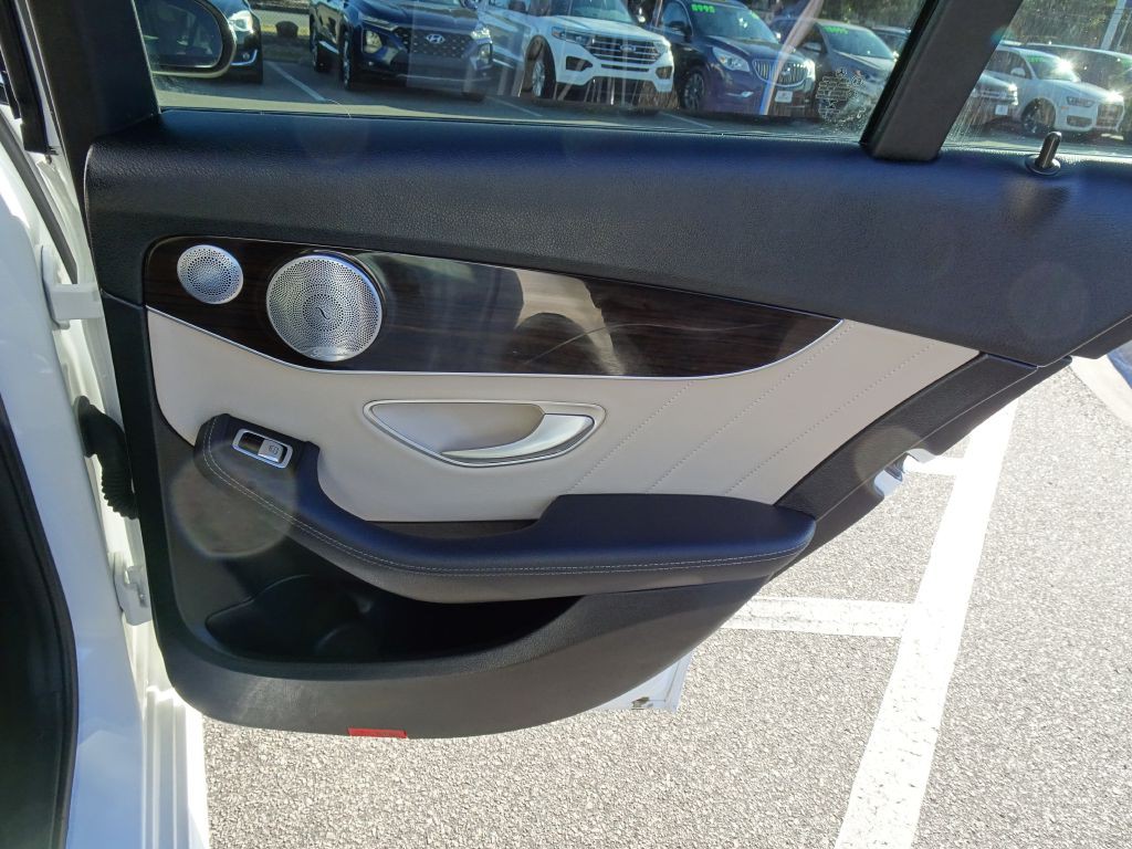 2021 Mercedes-Benz C-Class Image 20