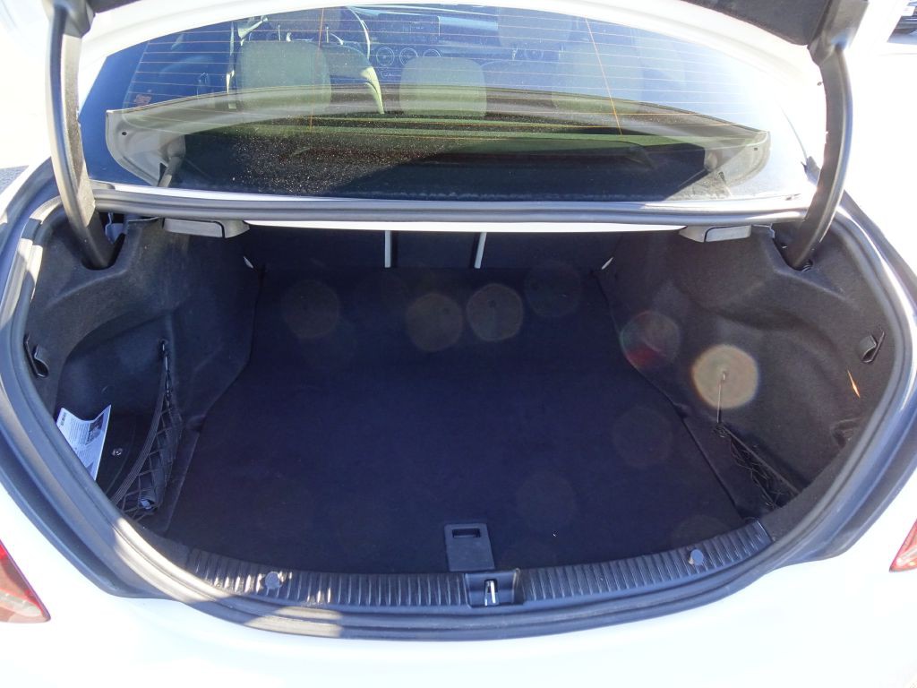 2021 Mercedes-Benz C-Class Image 27