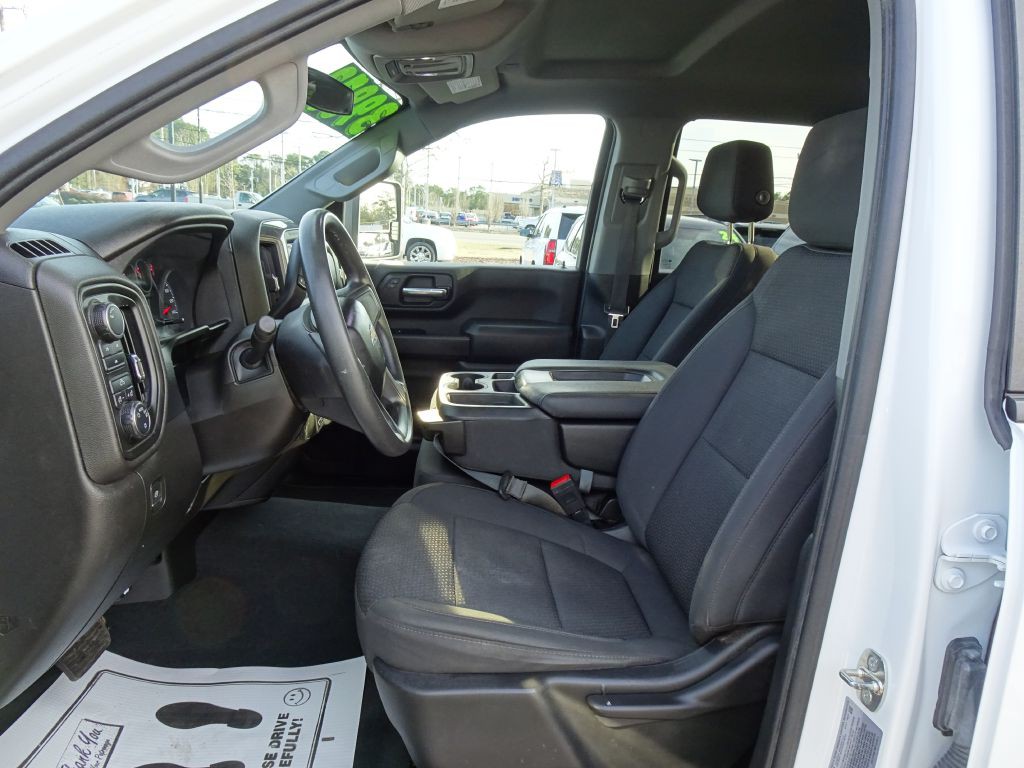 2023 Chevrolet Silverado 1500 Image 9