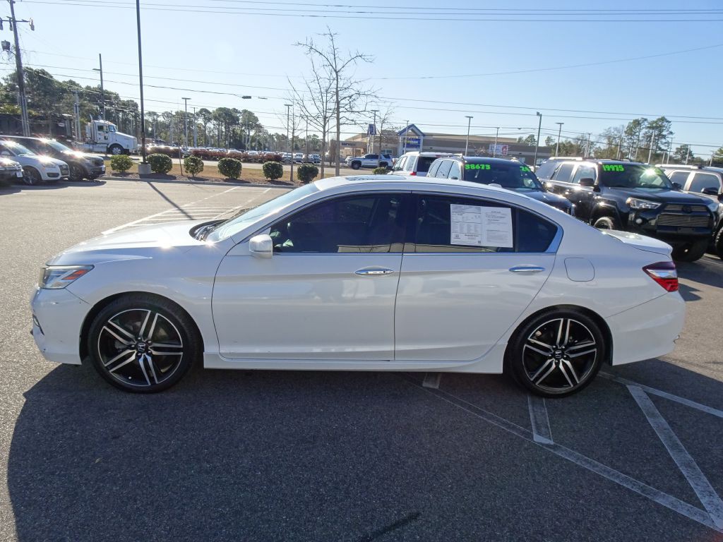 2017 Honda Accord Image 6